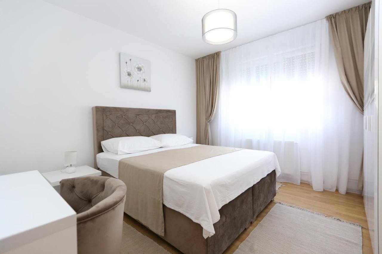 Apartmani Guto Podstrana Extérieur photo