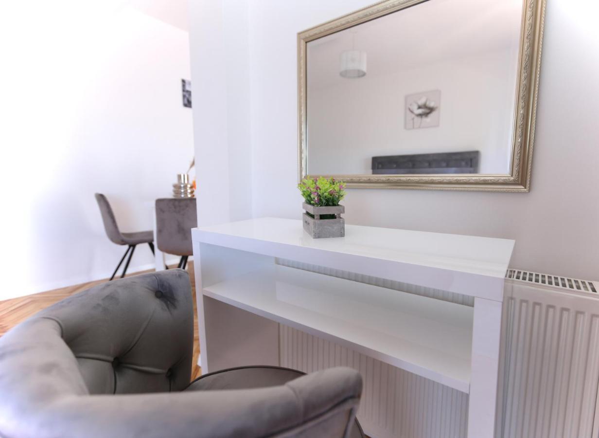 Apartmani Guto Podstrana Extérieur photo
